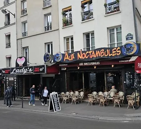 Lägenhet Pigalle Montmartre - Studio La Goulue - 25M2 - 2 Minutes De La Station Metro Pigalle - 2 Lits Simples Type Gigogne Pour 2 Personnes - Quartier Hypertouristique - Cabaret Moulin Rouge A 200 M, Cafe Aux Noctambules ,Cabaret Chez Michou-Restaurants-Saun